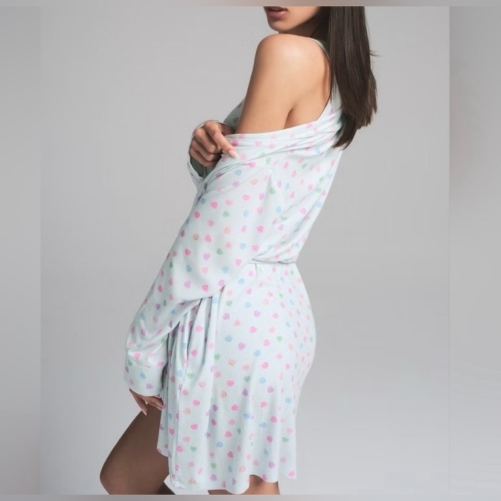 SKIMS Soft Lounge Short Robe | Cloud Candy Heart Print 💕 - Picture 2 of 8